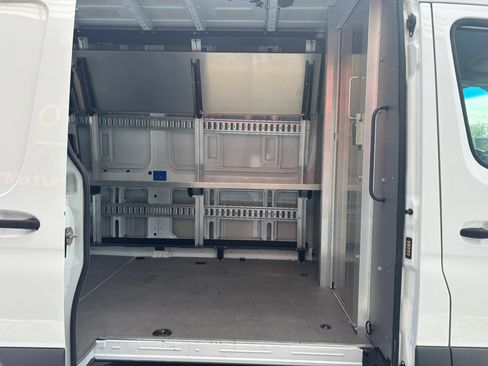 Used 2020 Mercedes-Benz Sprinter 2500 image 26
