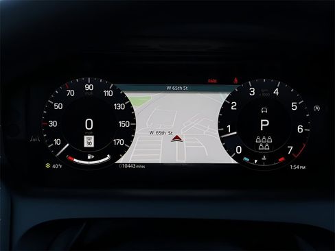 Certified 2025 Land Rover Discovery Sport Dynamic SE image 30