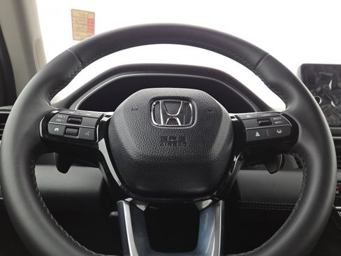 Used 2025 Honda Pilot EX-L image 27