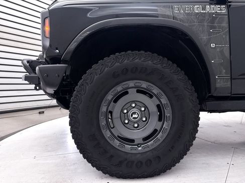 Used 2024 Ford Bronco Everglades AWD/4WD image 1