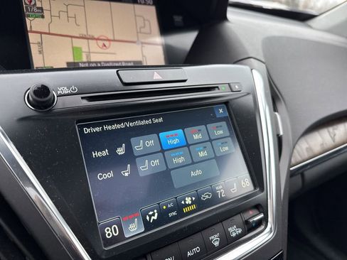 Used 2018 Acura MDX SH-AWD w/ Advance Package image 17