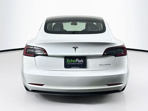Used 2022 Tesla Model 3 Long Range AWD/4WD image 7