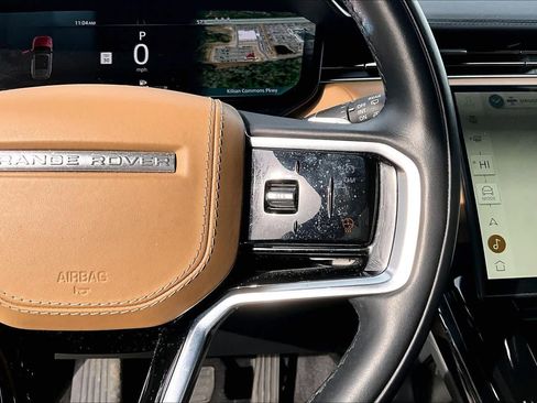 Used 2024 Land Rover Range Rover Sport SE image 28