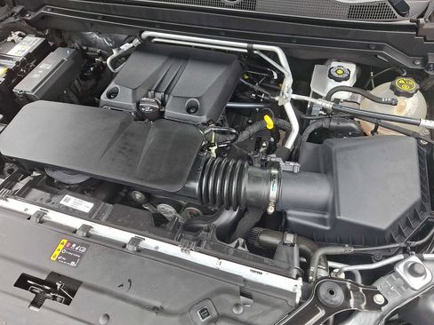 Certified 2023 GMC Canyon AT4 w/ AT4 Premium Package image 32