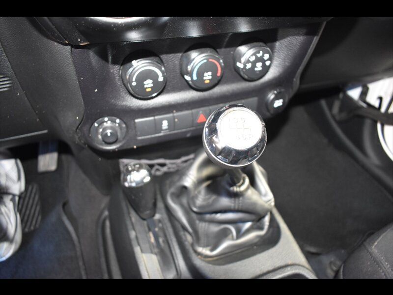 Used 2017 Jeep Wrangler Unlimited Sport w/ Quick Order Package 23S AWD/4WD image 12