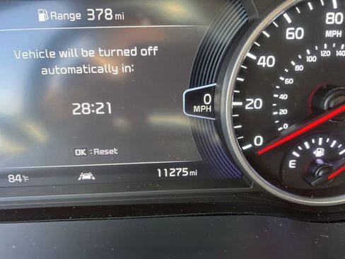 Certified 2023 Kia Seltos SX w/ SX Sunroof Package AWD/4WD image 13