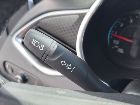 Used 2018 Chevrolet Malibu LT FWD image 21