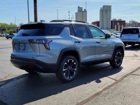 New 2026 Chevrolet Equinox RS AWD/4WD image 2