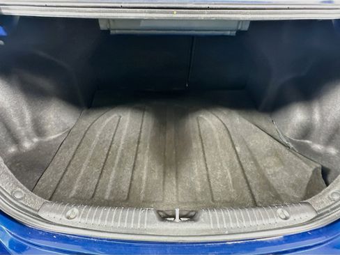 Used 2015 Hyundai Accent GLS FWD image 25