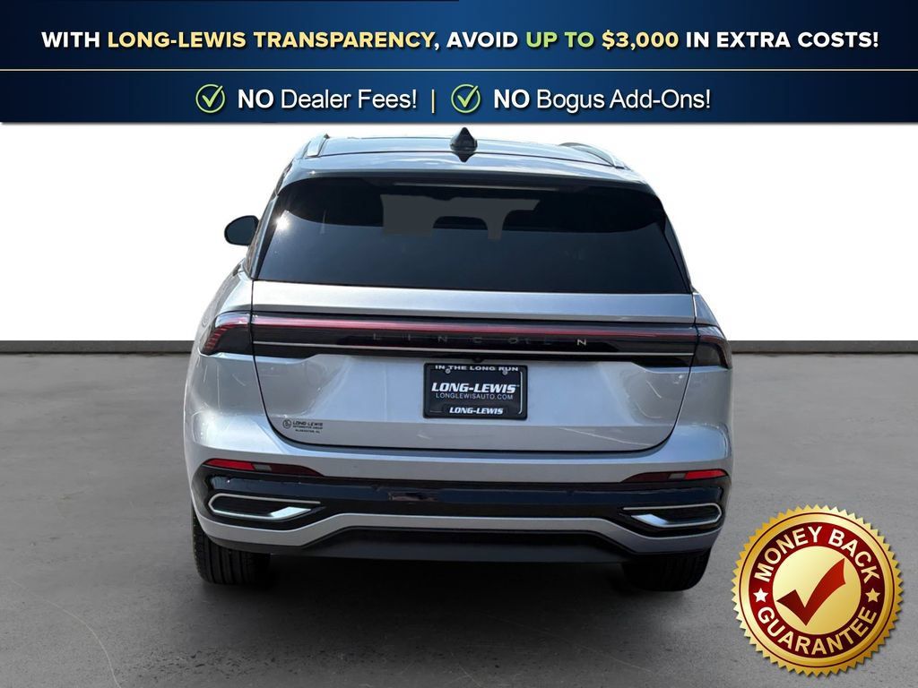 Used 2025 Lincoln Nautilus Reserve AWD/4WD image 5
