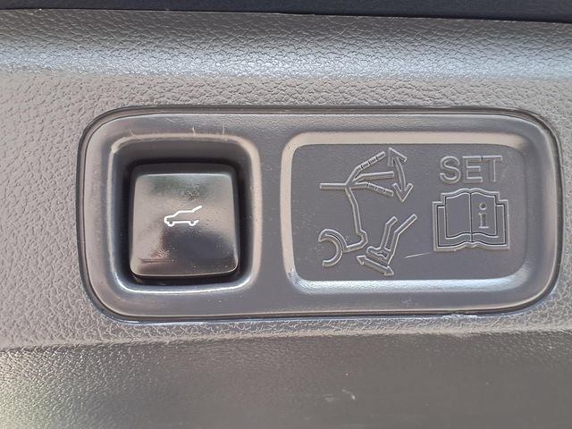 Used 2022 Ford Expedition Limited AWD/4WD image 14