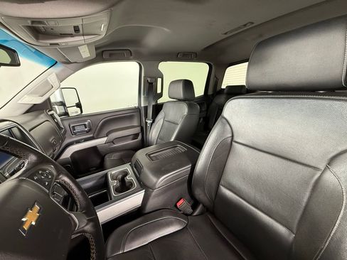 Used 2018 Chevrolet Silverado 2500 LTZ w/ Duramax Plus Package image 32