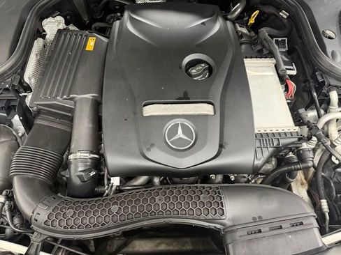 Used 2019 Mercedes-Benz E 300 4MATIC w/ Premium 1 Package image 11