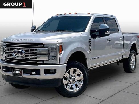 Used 2017 Ford F250 Platinum w/ Platinum Ultimate Package AWD/4WD image 1