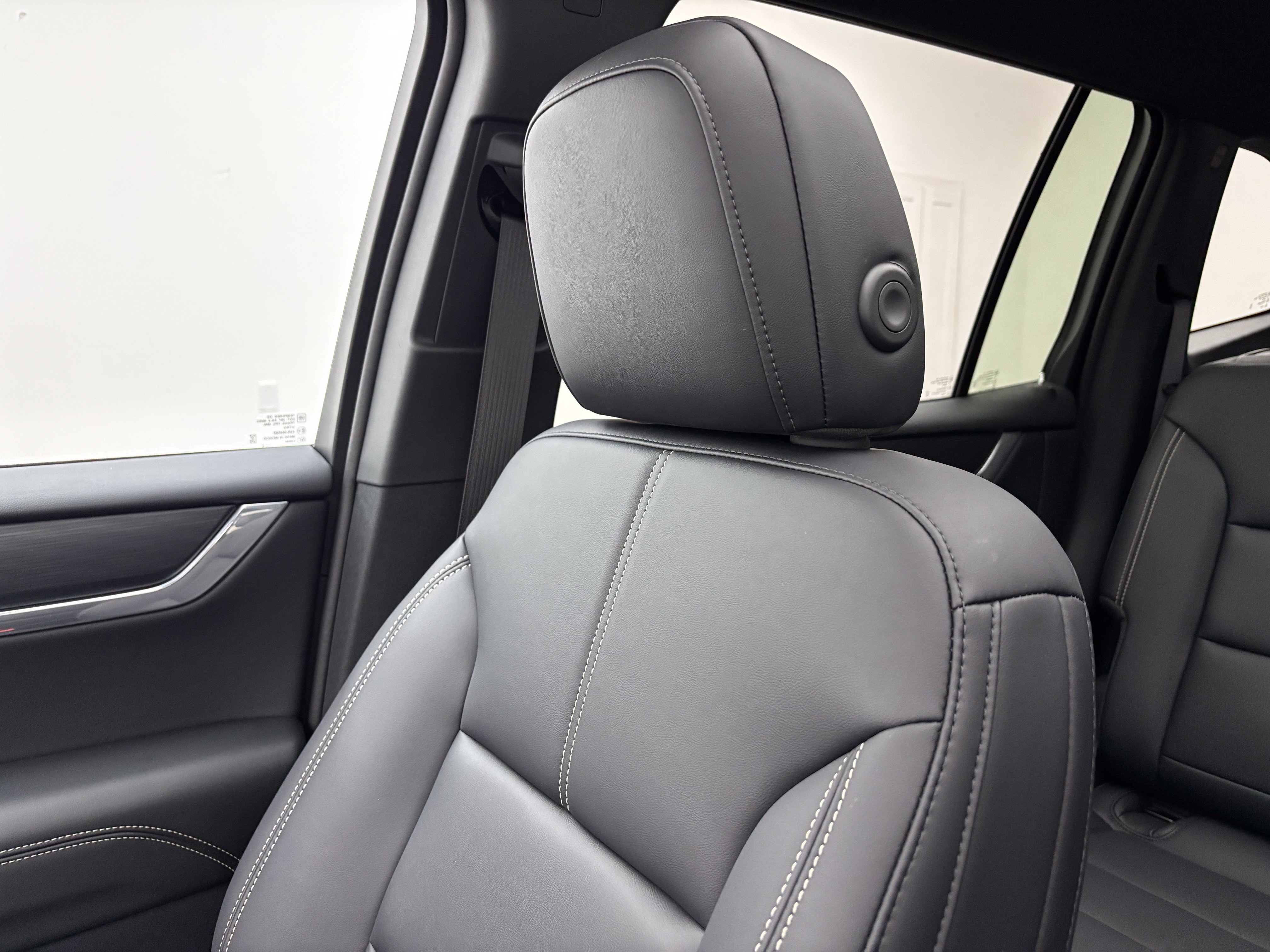 New 2026 GMC Acadia Elevation w/ Elevation Premium Package FWD image 46