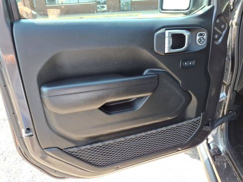 Used 2021 Jeep Wrangler Unlimited Sport AWD/4WD image 13