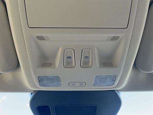 Used 2020 Ford Escape Titanium w/ Titanium Premium Package 2.0 image 25