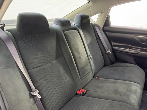 Used 2015 Nissan Altima 2.5 SV image 32