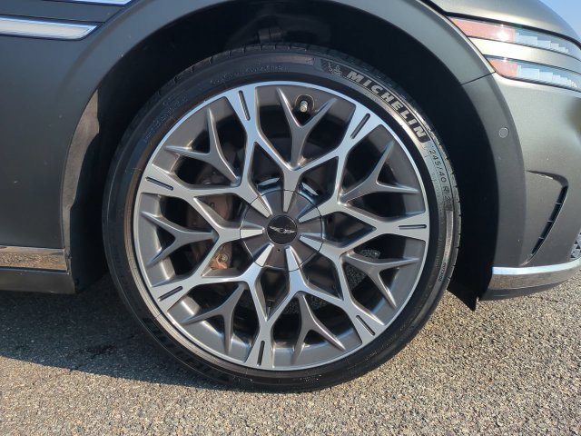Used 2023 Genesis G90 3.5T AWD/4WD image 11