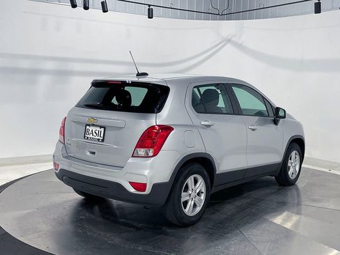 Used 2019 Chevrolet Trax LS FWD image 11