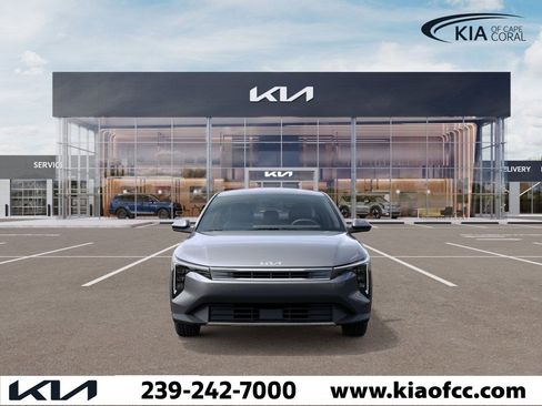 New 2025 Kia K4 EX image 2