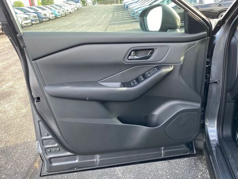 New 2026 Nissan Rogue S image 12