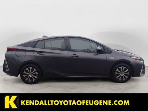 Used 2021 Toyota Prius Prime Limited image 6
