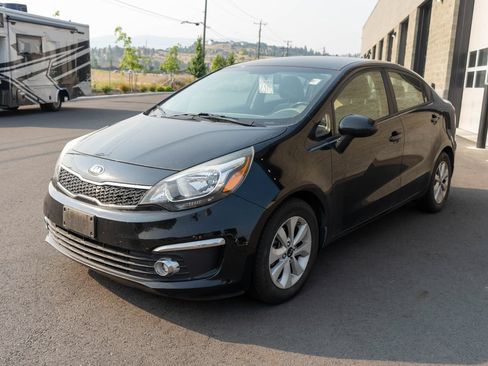 Used 2016 Kia Rio EX FWD image 3