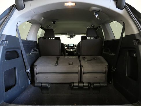 Used 2019 Honda Odyssey EX image 28