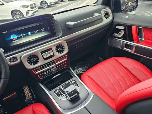 Certified 2022 Mercedes-Benz G 63 AMG 4MATIC image 35