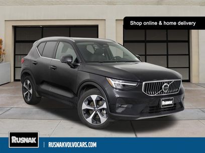 Certified 2025 Volvo XC40 B5 Plus