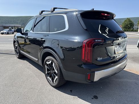 Certified 2025 Kia Telluride S AWD/4WD image 6