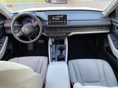 Used 2024 Honda Accord EX image 47