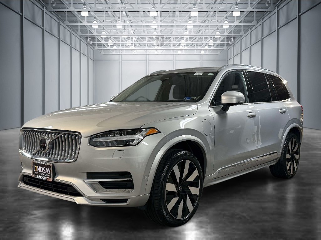 Used 2024 Volvo XC90 T8 Ultimate w/ Protection Package Premier AWD/4WD image 1