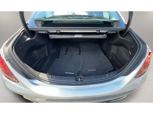 Used 2020 Mercedes-Benz C 300 4MATIC Sedan image 30