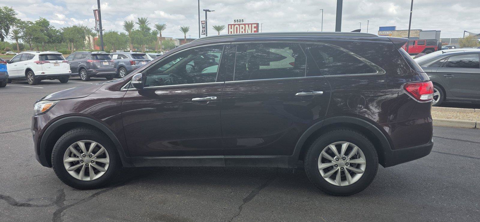 Used 2016 Kia Sorento FWD image 8