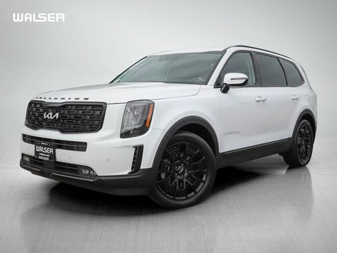 Used 2022 Kia Telluride SX w/ Nightfall Edition Package AWD/4WD image 1