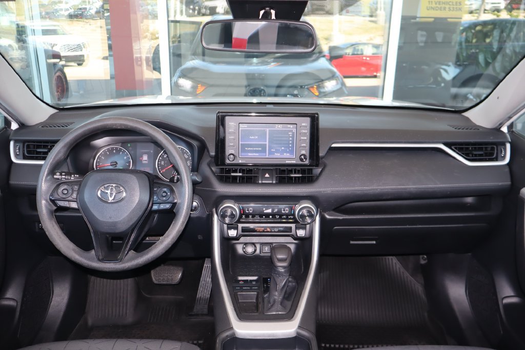 Used 2020 Toyota RAV4 XLE FWD image 33