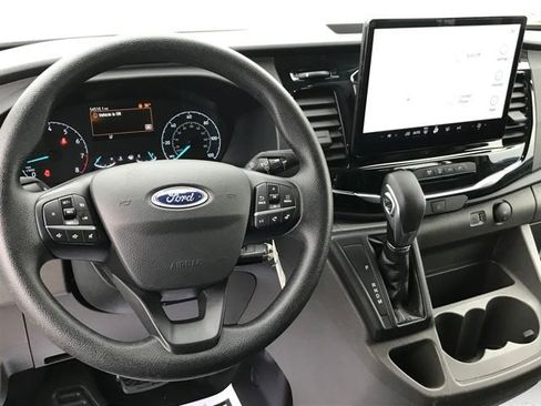 Used 2023 Ford Transit 350 XLT RWD image 7