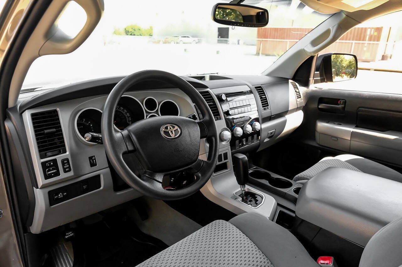 Used 2008 Toyota Tundra SR5 AWD/4WD image 3