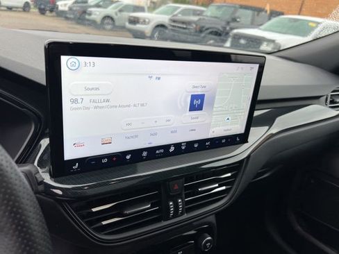 Certified 2023 Ford Escape ST-Line w/ Tech Pack #1 AWD/4WD image 11