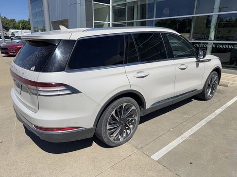 Used 2020 Lincoln Aviator Reserve w/ Equipment Group 202A AWD/4WD image 5