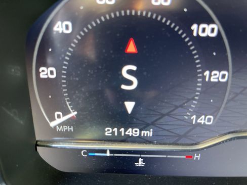 Used 2025 GMC Sierra 1500 Denali w/ Denali Reserve Package image 12