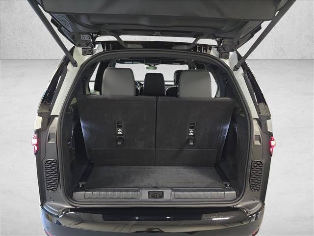 New 2026 Land Rover Discovery Dynamic SE AWD/4WD image 13