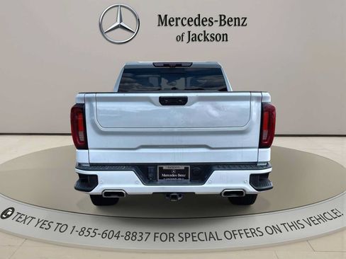 Used 2022 GMC Sierra 1500 Denali w/ Denali Reserve Package AWD/4WD image 4