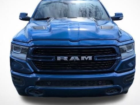 Used 2019 RAM 1500 Laramie RWD image 2