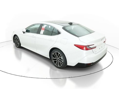 New 2026 Toyota Camry XLE FWD image 5