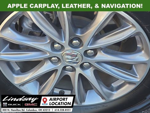 Used 2024 Buick Enclave Premium image 33