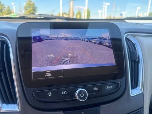 Used 2024 Chevrolet Malibu LT FWD image 24