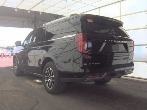 Used 2025 Ford Expedition Max Platinum AWD/4WD image 4